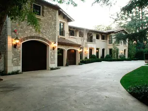Tuscan Style Transitional Home: Evanston St. Brentwood Park, CA