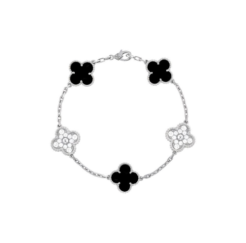 【極美品】Van Cleef & Arpels 四つ葉モチーフ ブレスレット 極美品】Van Cleef & Arpels 四つ葉モチーフ ブレスレット