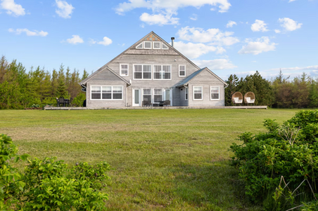 waterfront home, malpeque bay, beach access
