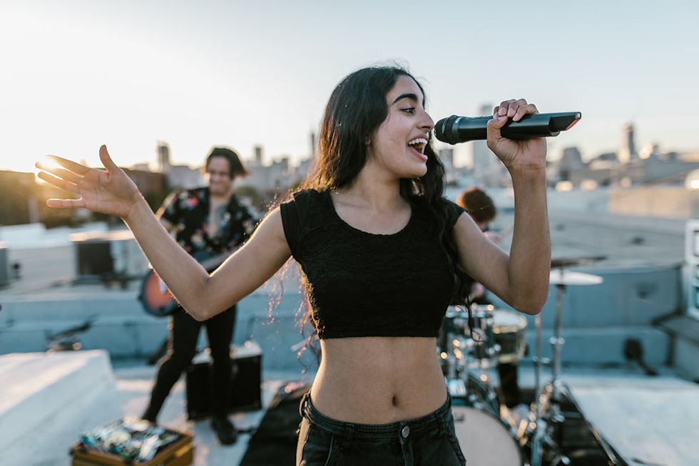 Singing in the city (vocal training advice)