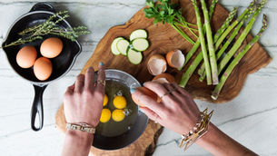 So berechnest du deinen Kalorienbedarf | schmerzcenter.com