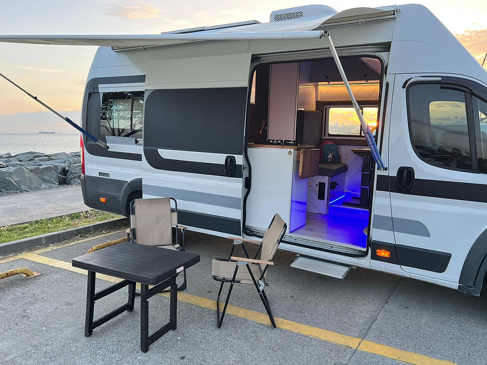 Explore Turkey in comfort with our 2017 Fiat Ducato campervan rental in Istanbul Küçükçekmece. Ideal for your adventure on the road!