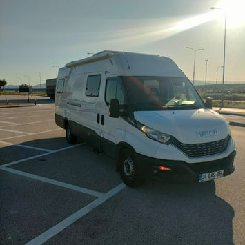 Iveco Daily motorvan with automatic gears for rent in Istanbul, Beylikdüzü. Enjoy comfort and reliability with Campervan Turkey for your next adventure!