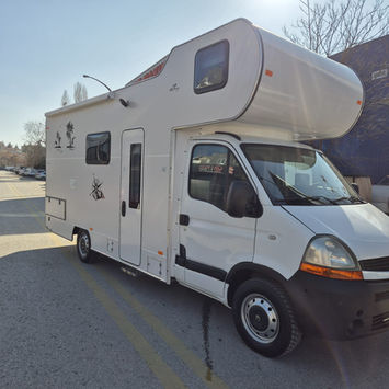 Discover freedom in Turkey! Rent our 6-person Renault campervan in Ankara. Solar A/C, hot water & full kitchen. Book your adventure!