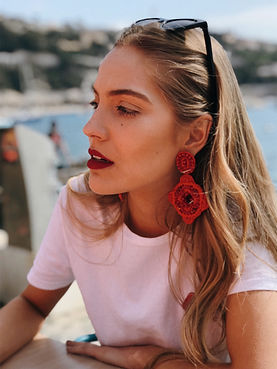 Boucles d oreilles rouges de tres almas statement earrings