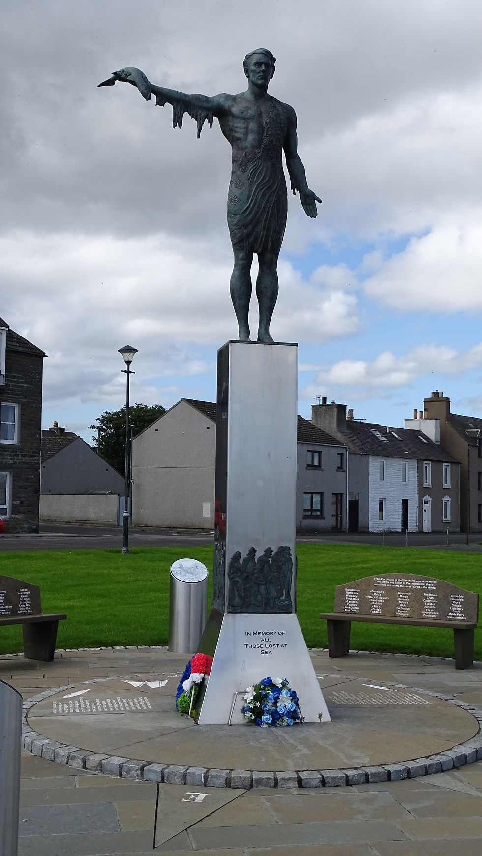 Pomnik ku czci rybaków zaginionych na morzu