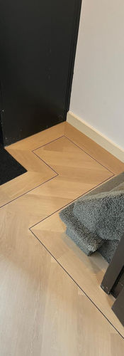 visgraatvloer PVC met band en bies