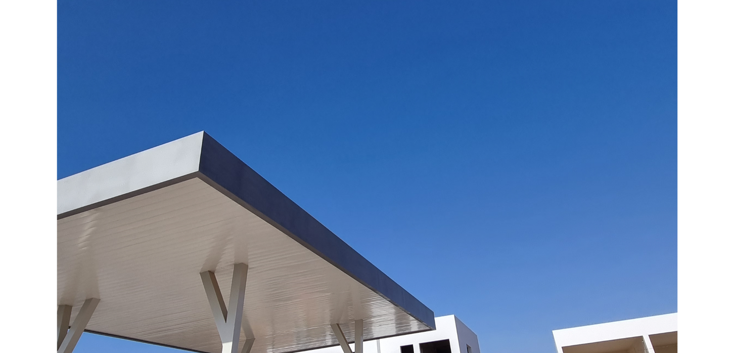 Construction d'une station-service moderne