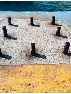 Réfection de la base. Surface et ancrage nettoyés.