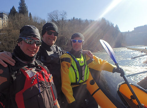 Entrainement en packraft sur l'Ourthe en Belgique