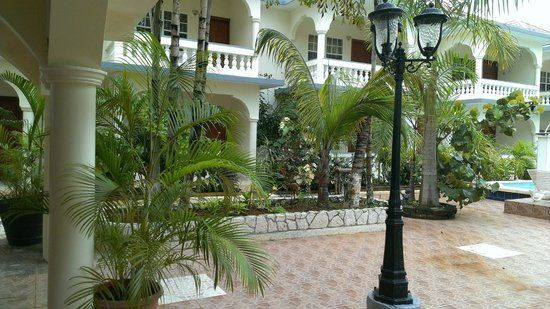 Rayon Hotel