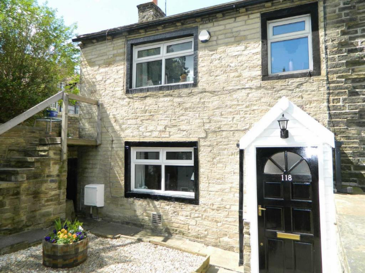 118 Hollingwood Lane