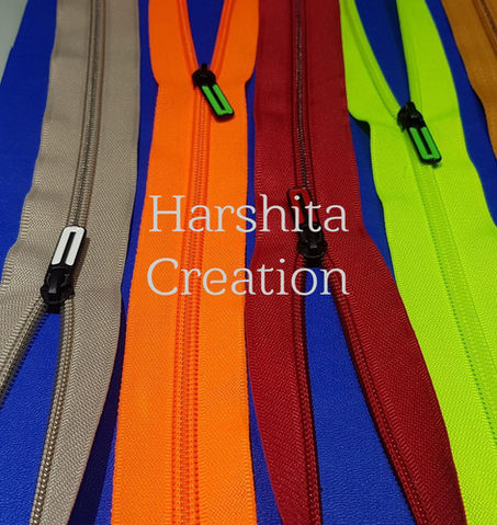 GARMENTS ZIP