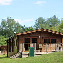 Viaduct fishery lodge 2.jpeg