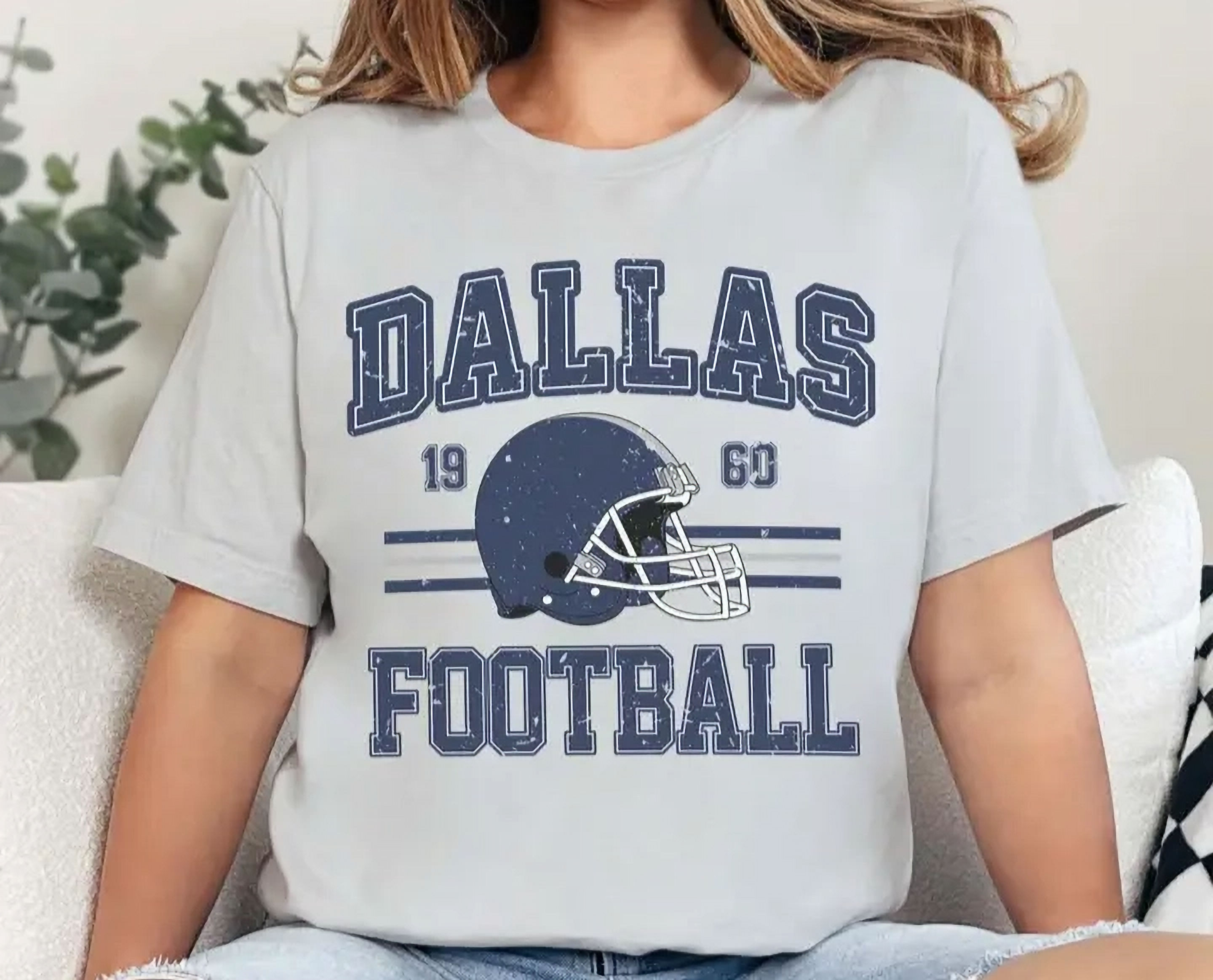 Dallas Football Graphic Short-Sleeved Tee