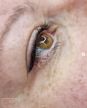 Szemhéjtetoválás, szemhéj tetoválás.