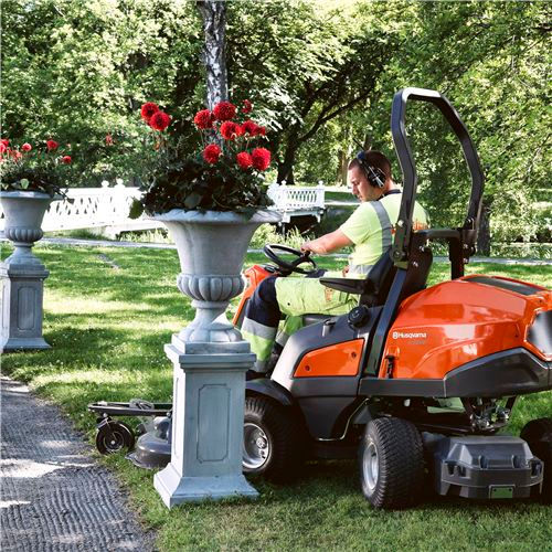Miniaturbild: Husqvarna Kommunalrider P 525 DX
