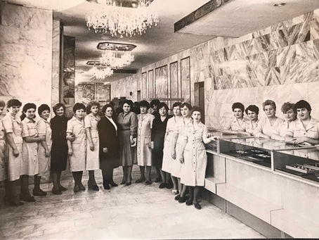 How my mum’s work in a Soviet jewelry shop inspired me to build my own jewelry brand - Part I