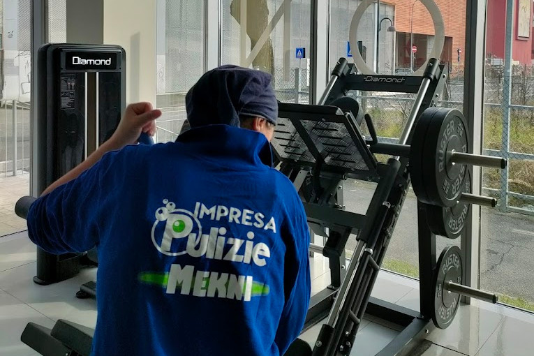mekni pulizie palestra