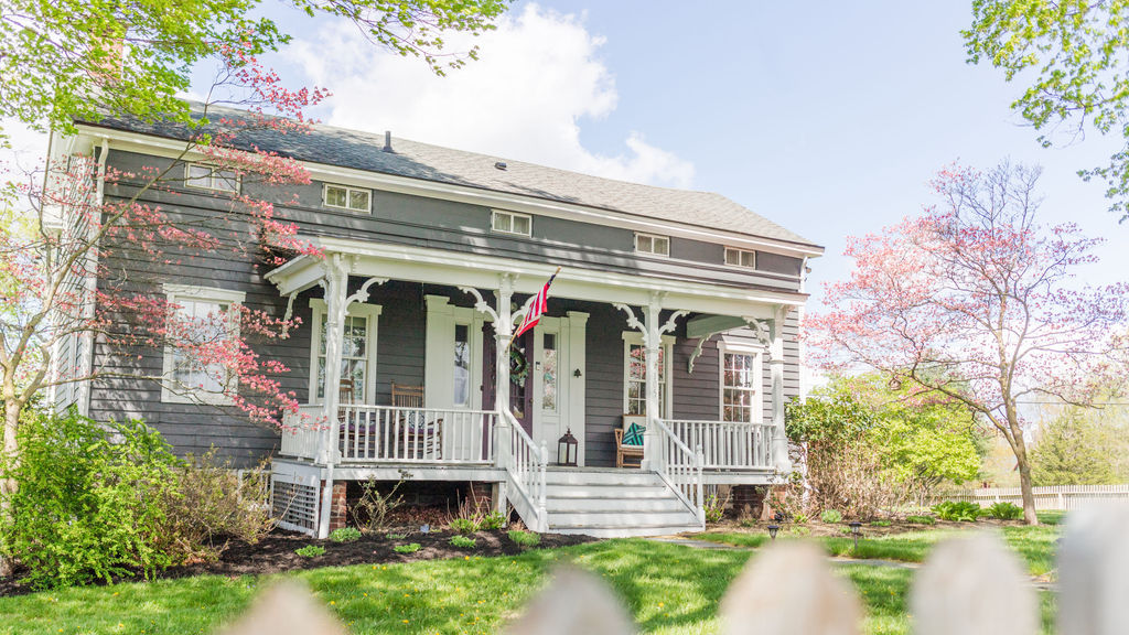 B&B in the springtime