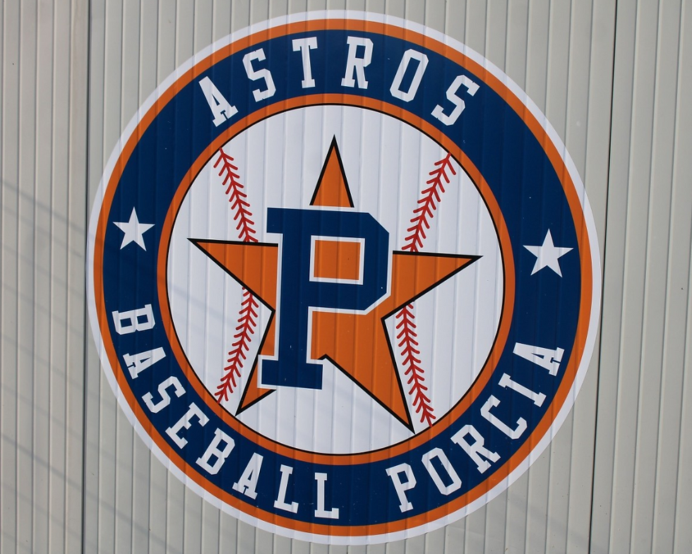 porcia astros sign.png