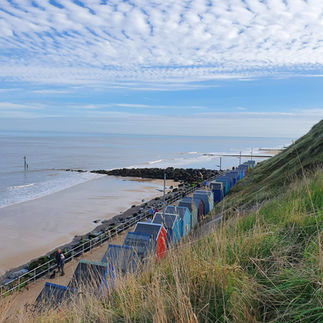 Sheringham on the North Norfolk coast - 10 min walk from Tree Top View Sheringham reverse living self catering property