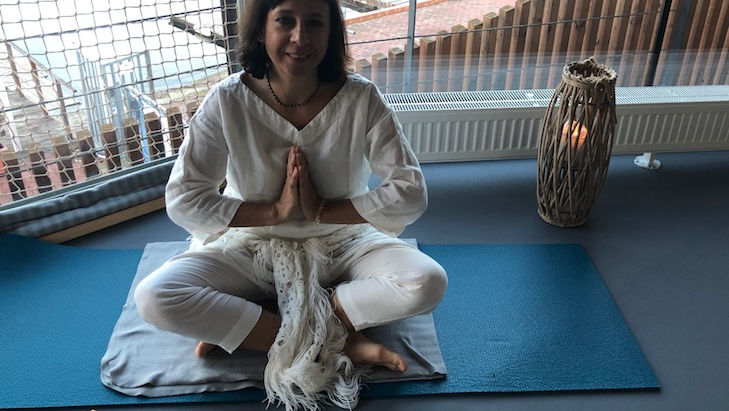 Kundaliní jóga - tipy pro domácí praxi