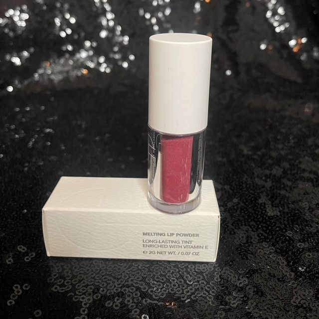 Melting Lip Powder Desert Rose - MSRP $18