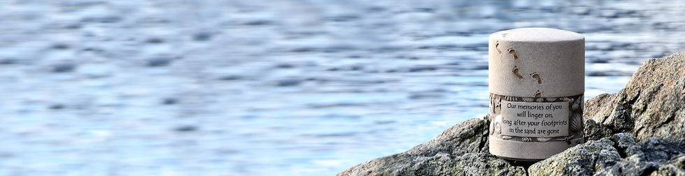 BANNER%20Footprints%20Seashells%20Urn-2%