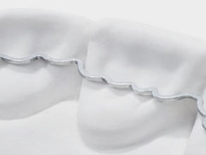 Invisalign Retainer: die Vor- und Nachteile der verschiedenen Retainer