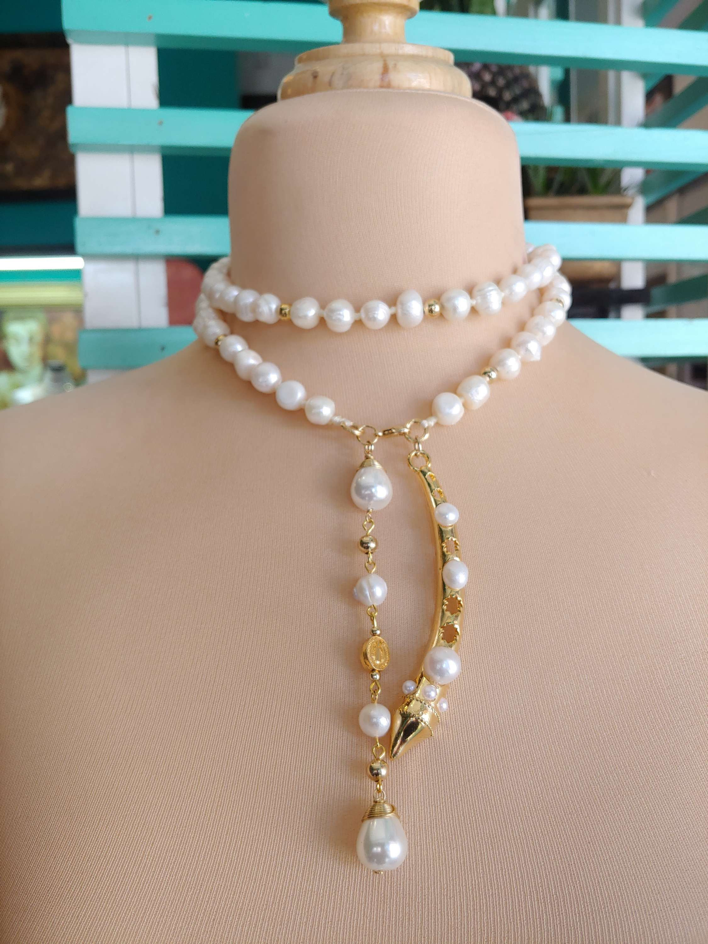 CORBATIN PERLAS NUEVO DIJE COLMILLO