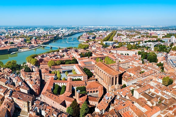 Toulouse, The Pink City and its many exciting colors