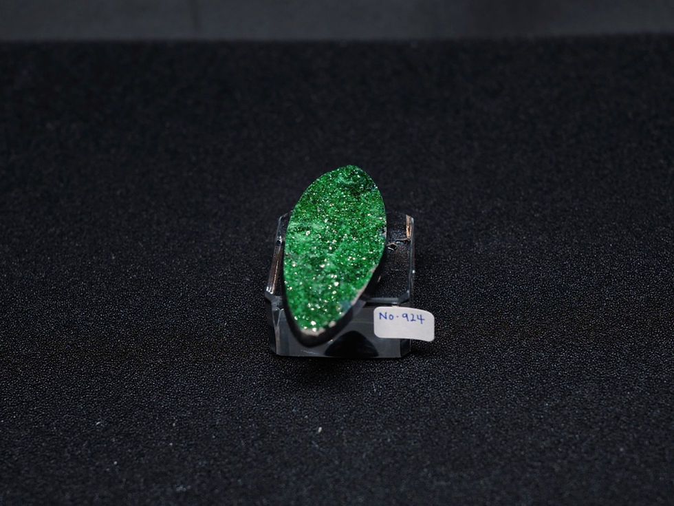 Thumbnail: Green Uvarovite Garnet view 2