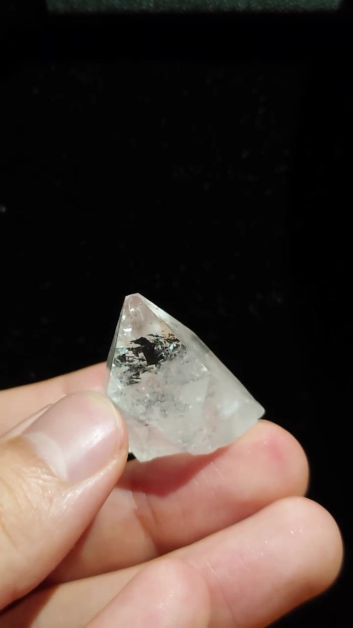 Thumbnail: Apophyllite