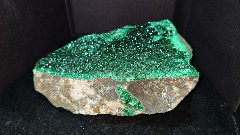 Thumbnail: Malachite Druzy