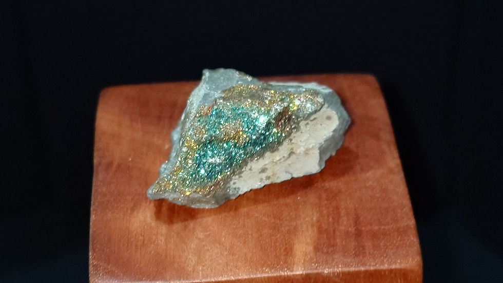 Thumbnail: Rainbow Pyrite