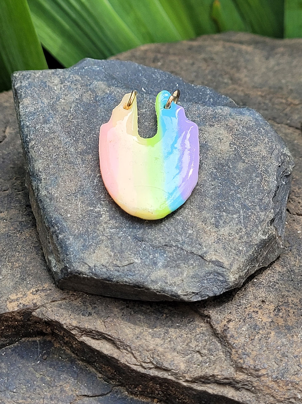 Thumbnail: pastel ushape