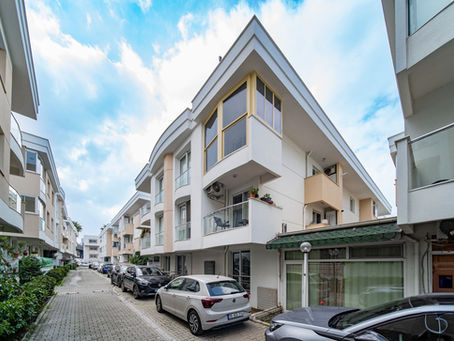 Palmiye Park Gaziemir Sitesinde 2+1 Satılık Daire