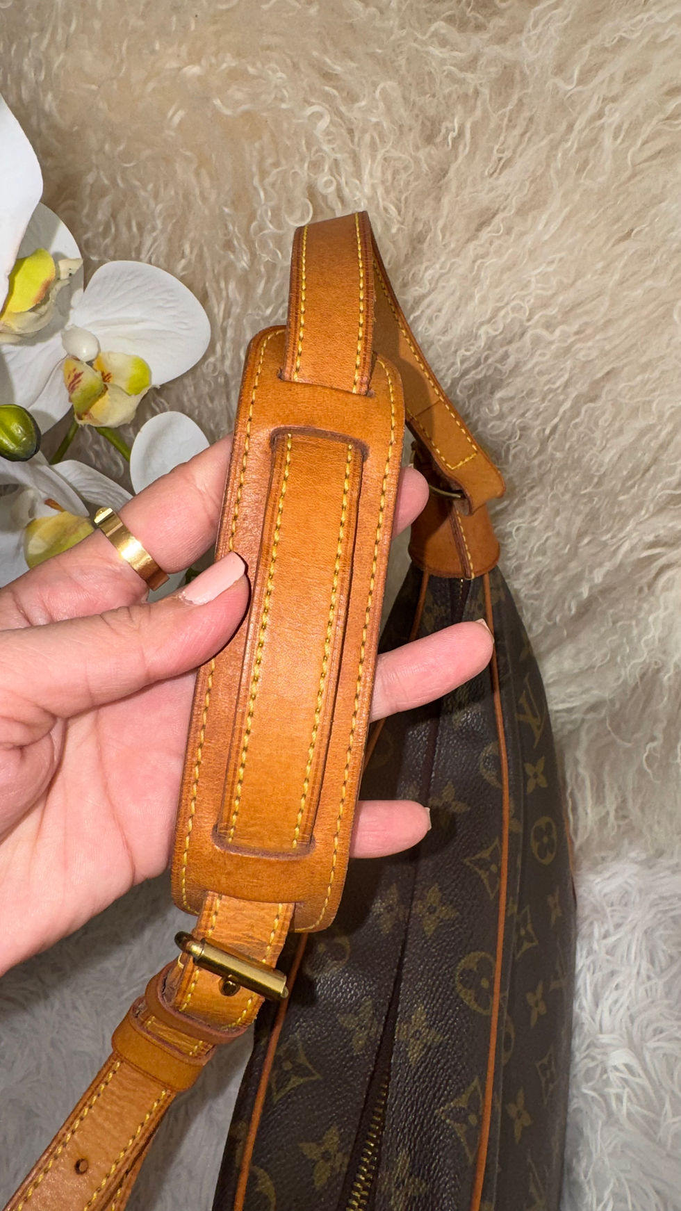 Thumbnail: Louis Vuitton Monogram Boulogne PM Shoulder Bag