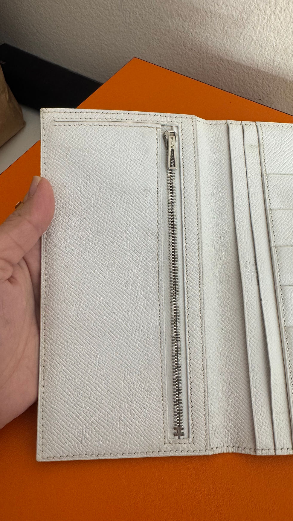 Thumbnail: Hermes White Epsom Leather Long Bearn Wallet PHW