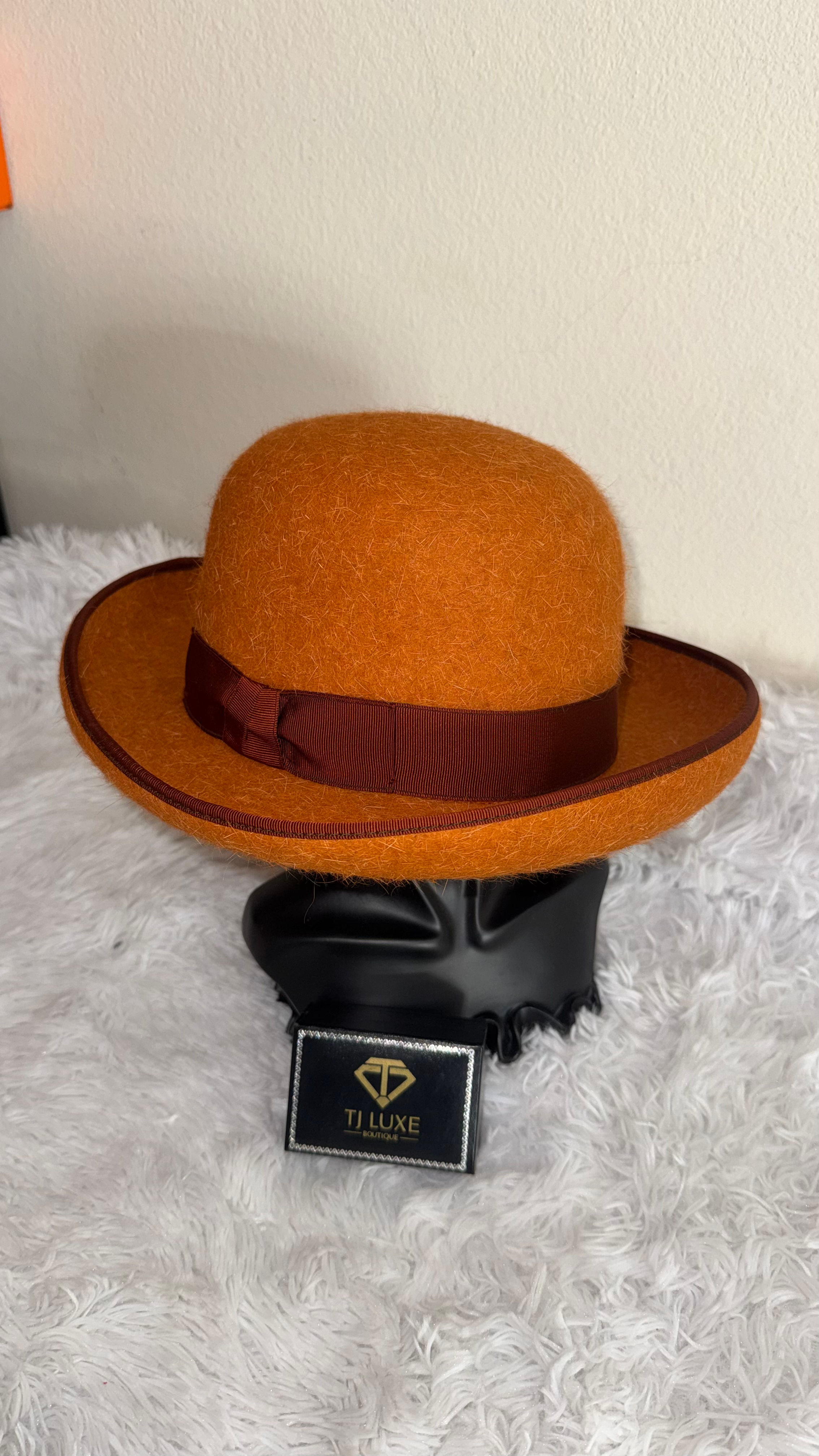 Hermes- Orange Chepaux Motsch Hat Sz 56