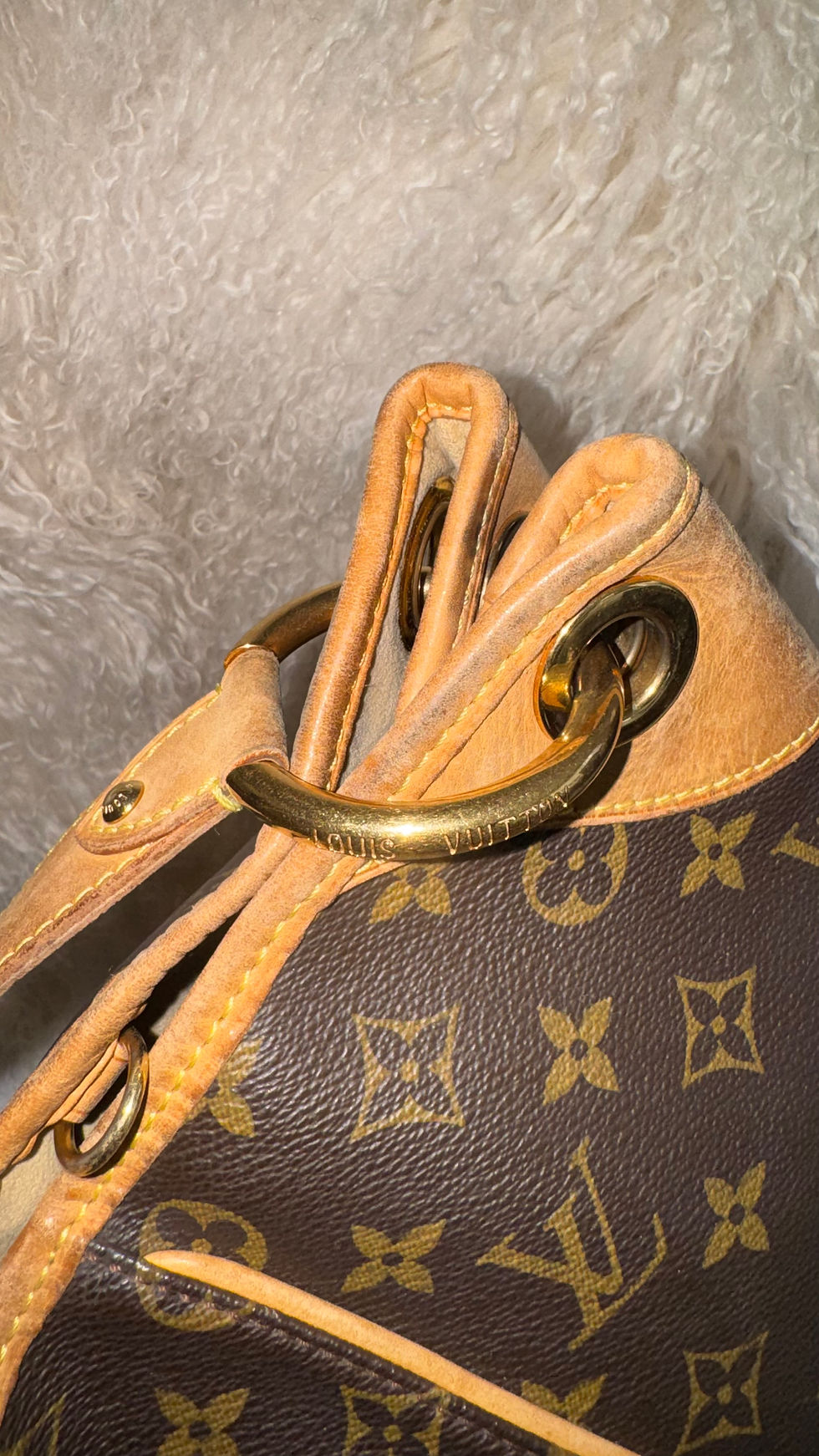 Thumbnail: Louis Vuitton Monogram Gallaria GM Shoulder Bag
