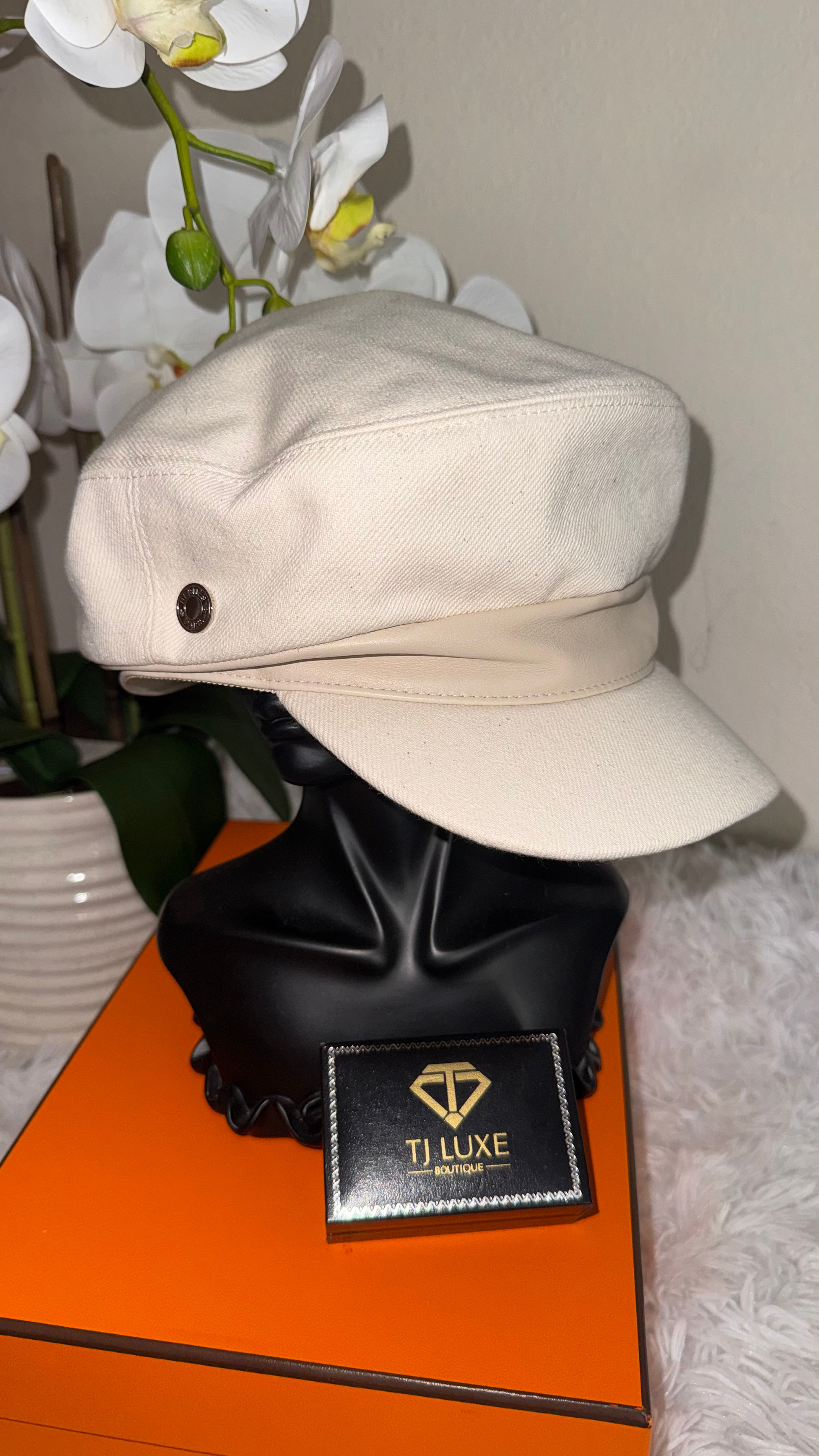 Hermes white Hat Sz 58