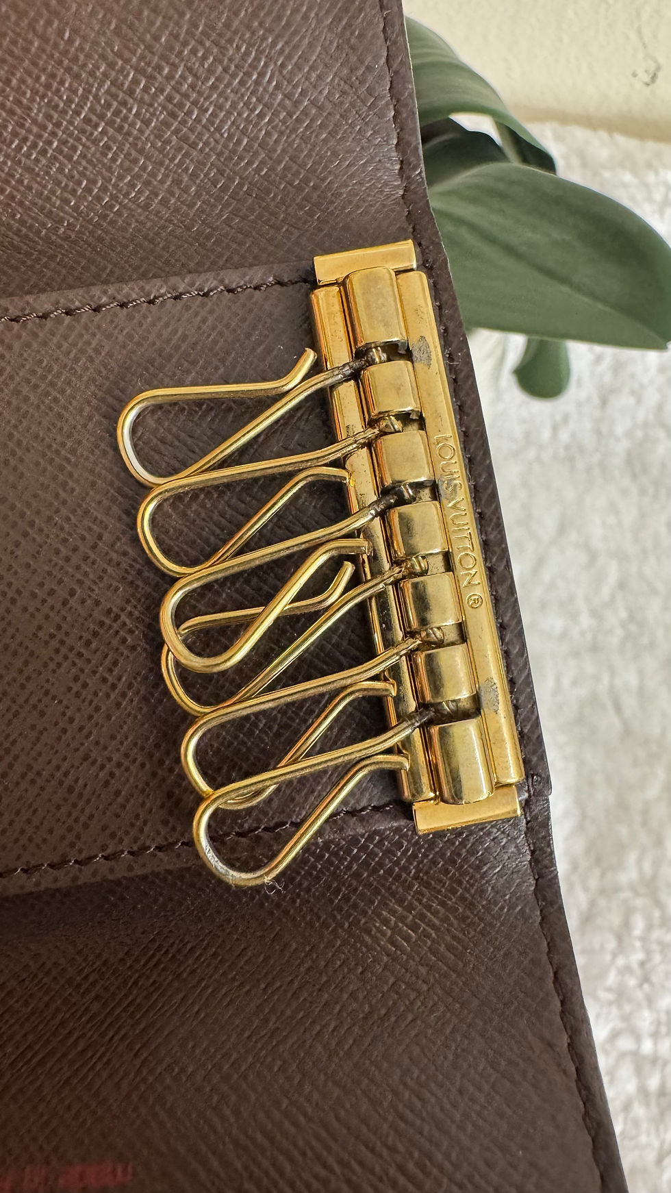 Thumbnail: Louis Vuitton Damier Ebene  4- Key Case Holder