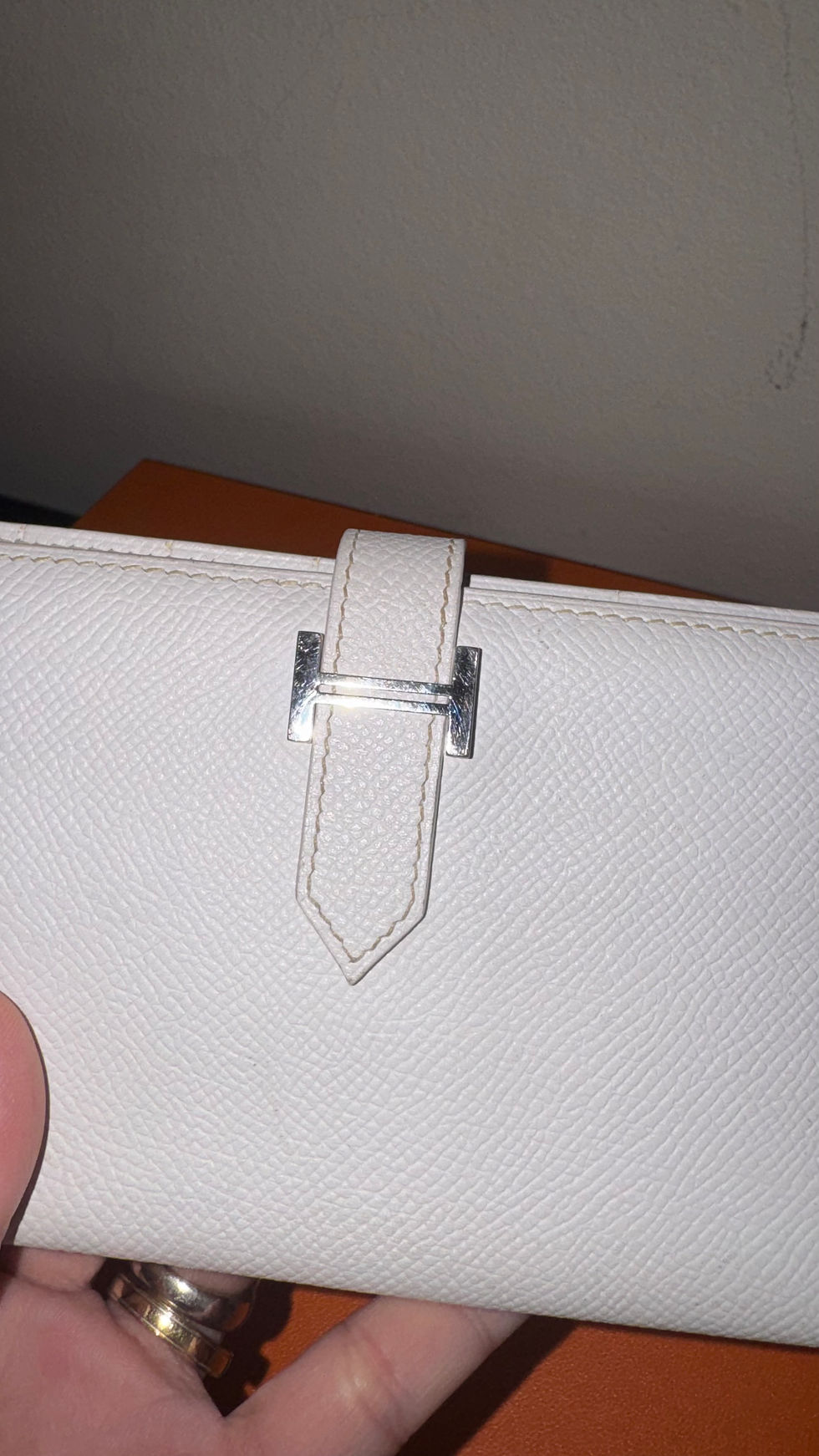 Thumbnail: Hermes White Epsom Leather Long Bearn Wallet PHW