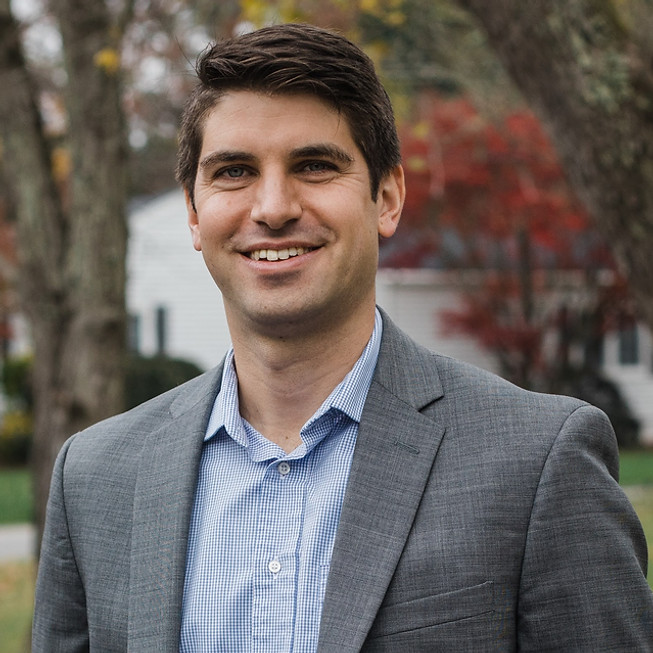 Sproul_Headshot_2020.jpg