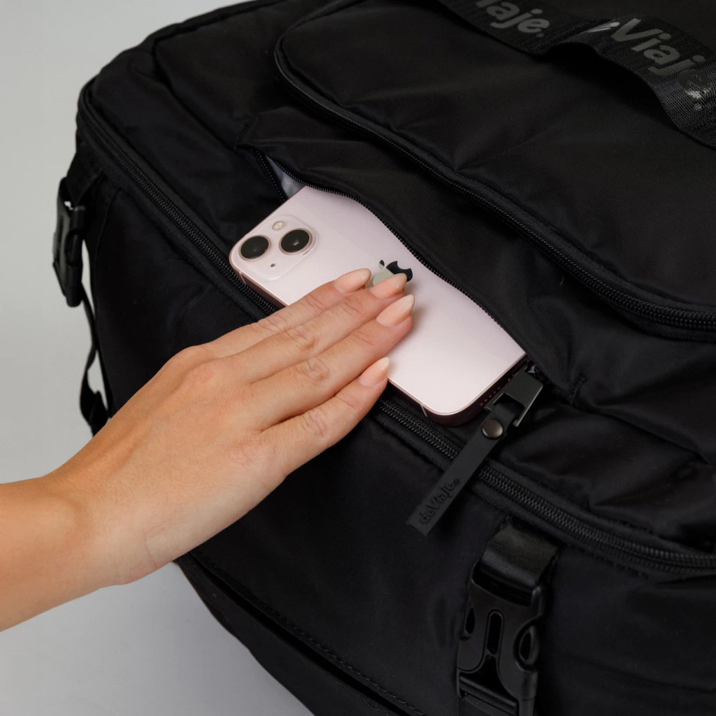 Mochila/Bolso deViaje Viral Negra 18"