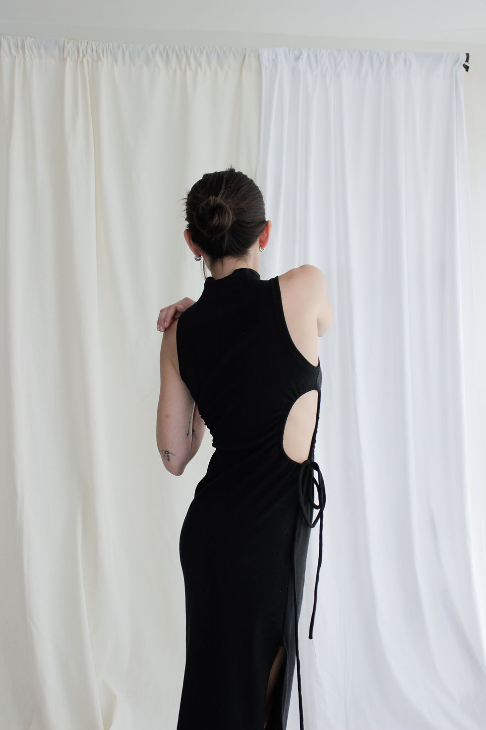Miniatura: KNIFEY DRESS BLK
