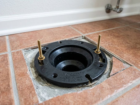 Por qué instalar una brida en el sanitario