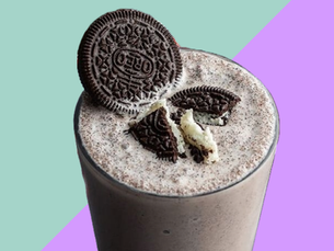 DIY Cookies & Cream Smoothie